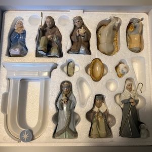Hallmark Nativity Set